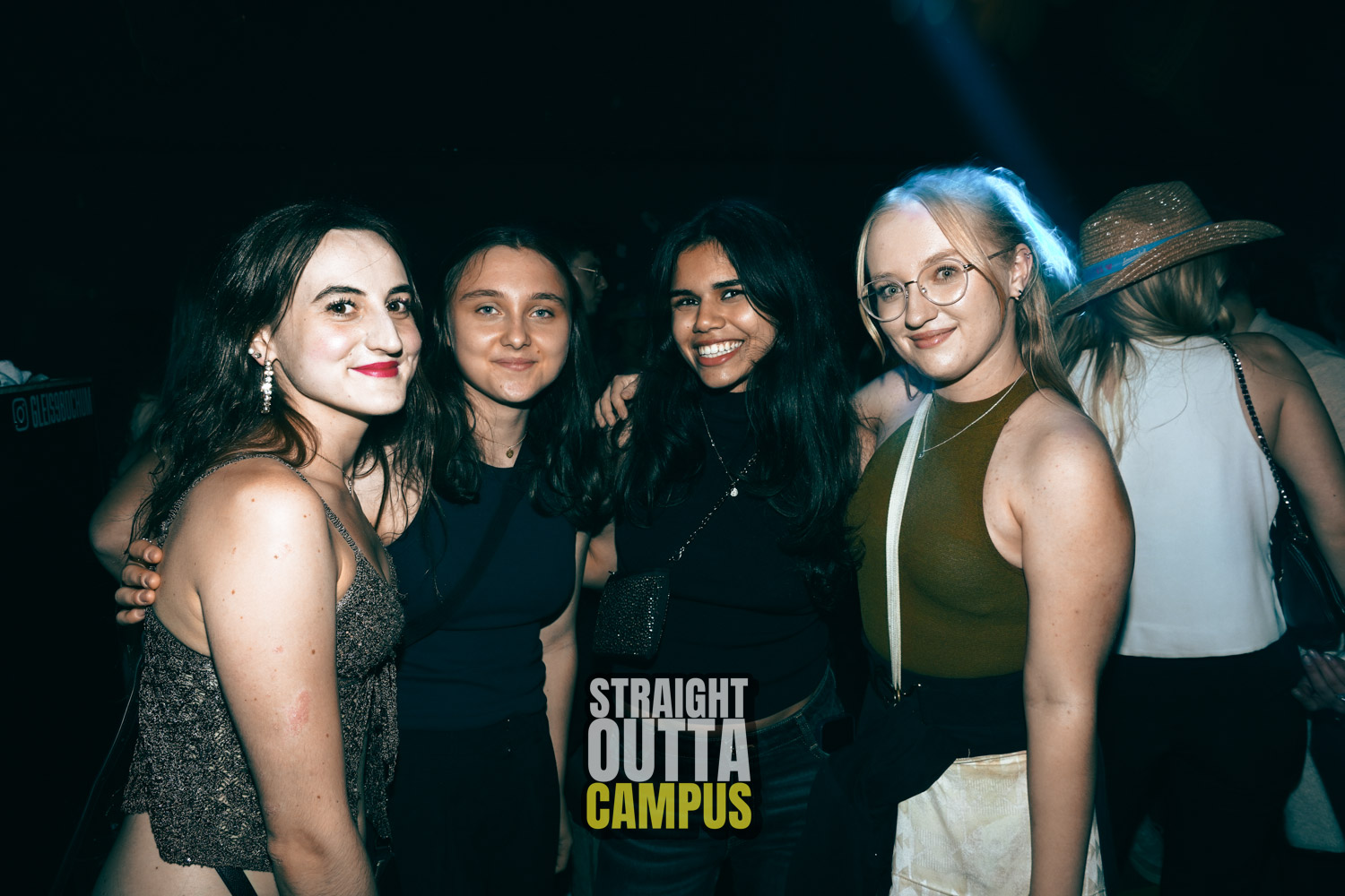 Straight Outta Campus Foto 20
