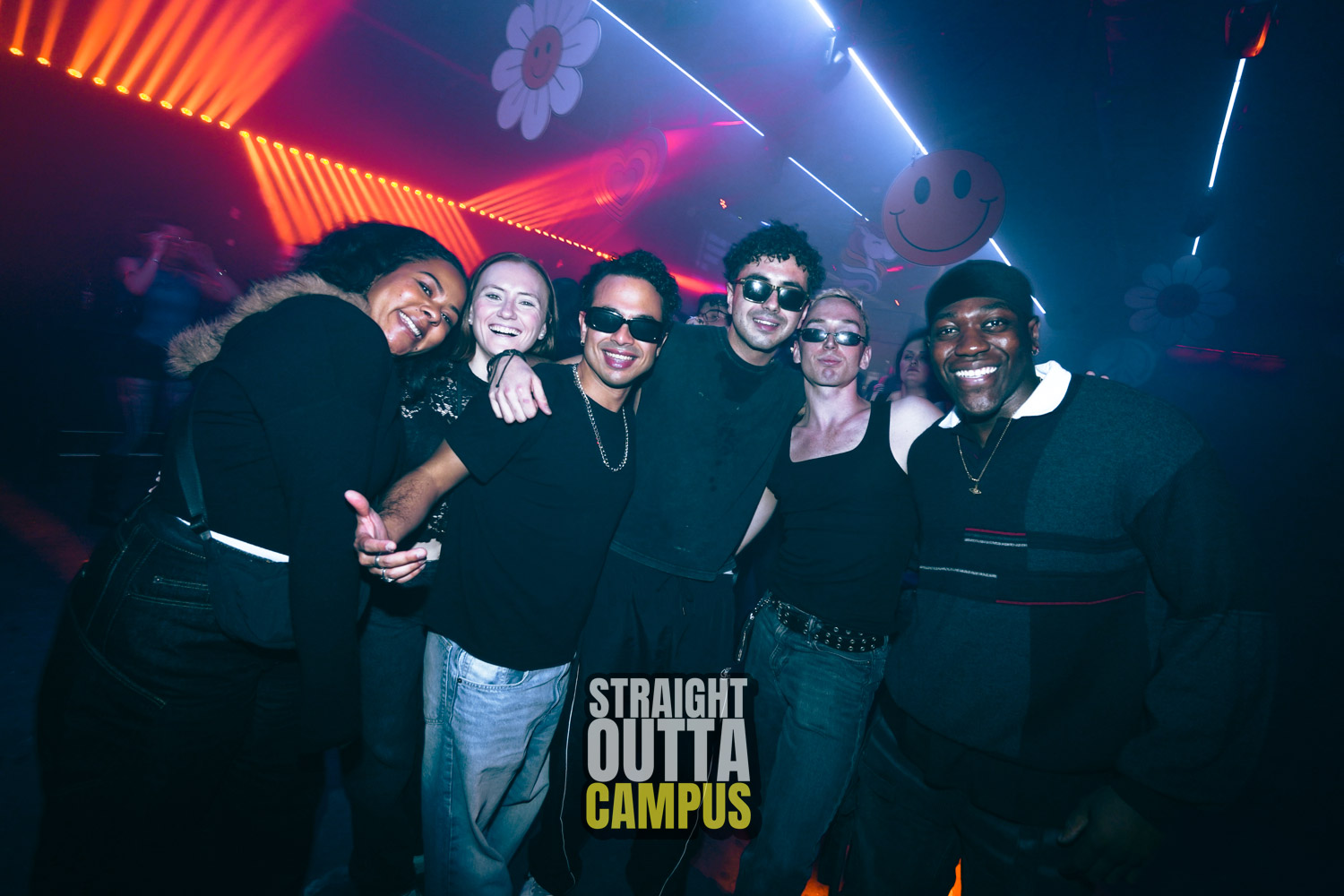Straight Outta Campus Foto 60